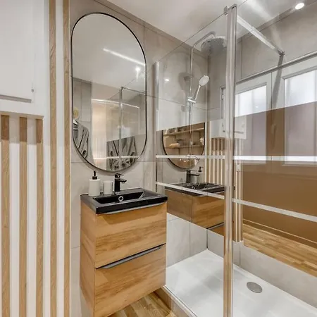 Life Room-jacuzzi-netflix-acces-24/7-prive Apartment Étampes