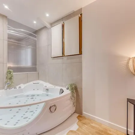 Life Room-jacuzzi-netflix-acces-24/7-prive Etampes